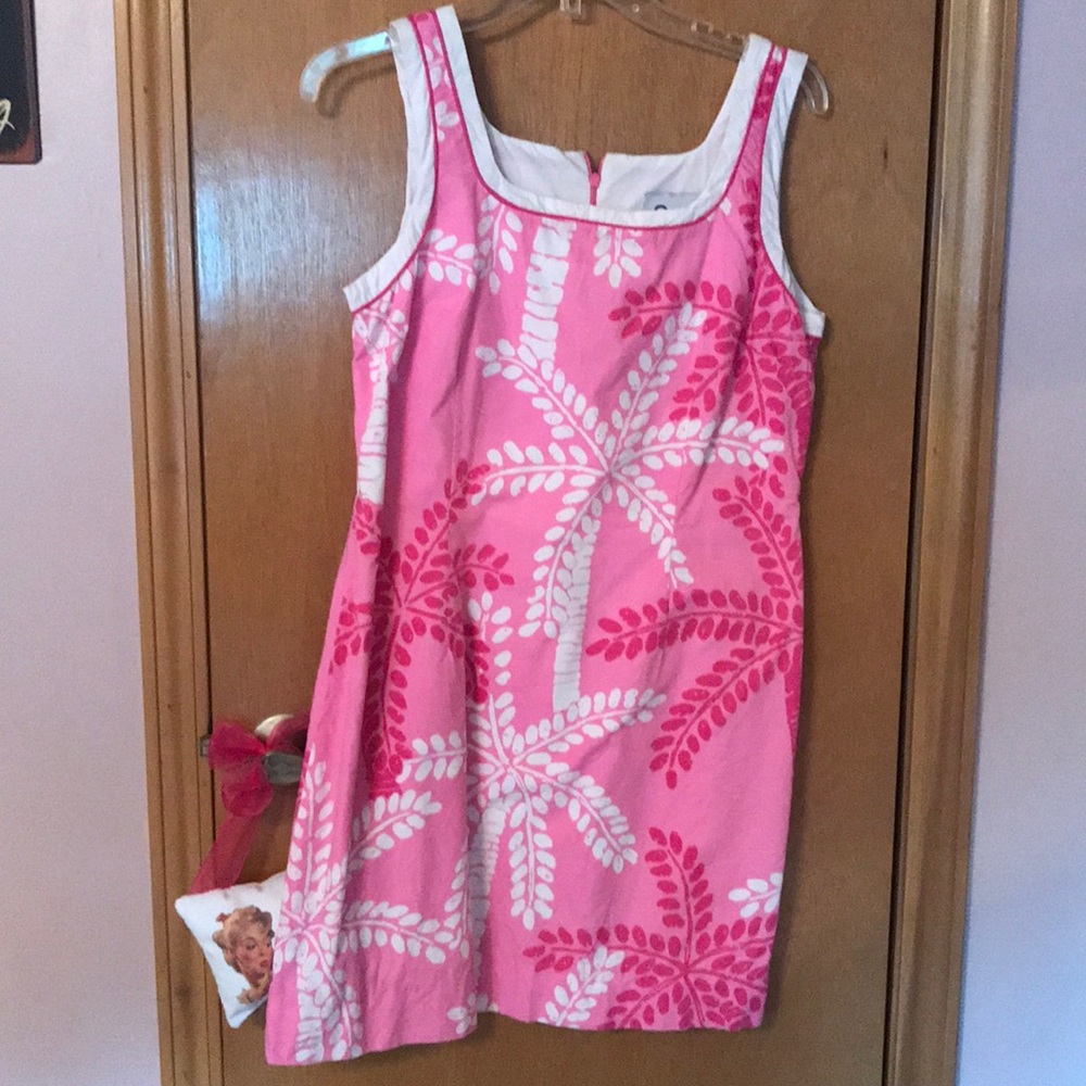 Lilly Pulitzer shift size 10